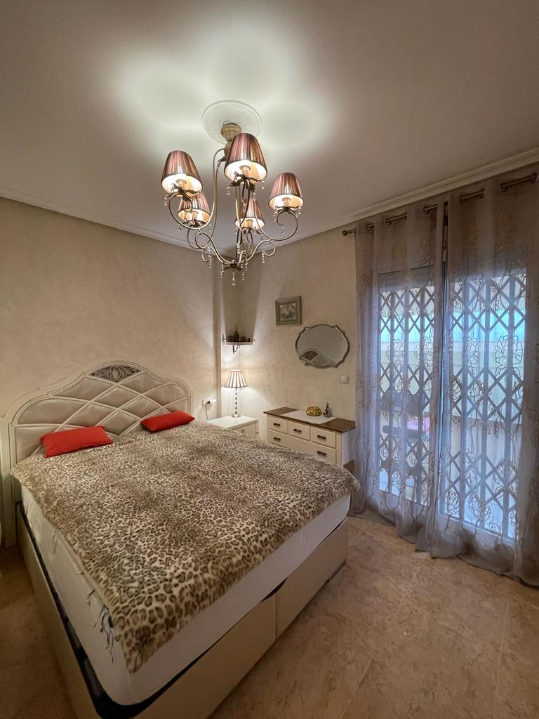 Apartamento de 2 dormitorios en Torrevieja