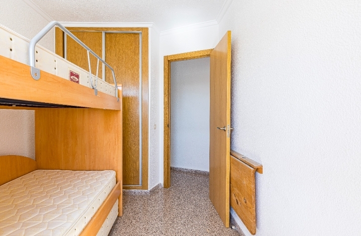 Apartamento de 3 dormitorios en La Mata, Torrevieja