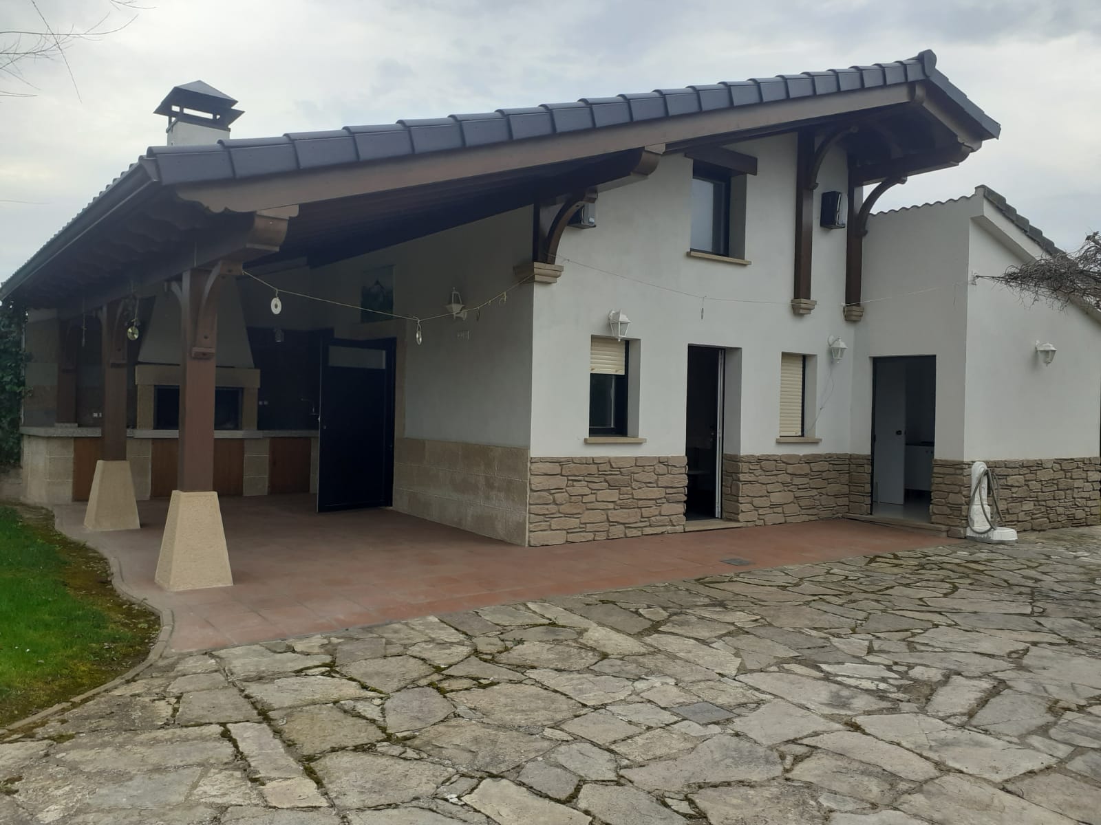 Villa de 4 dormitorios en La Rioja