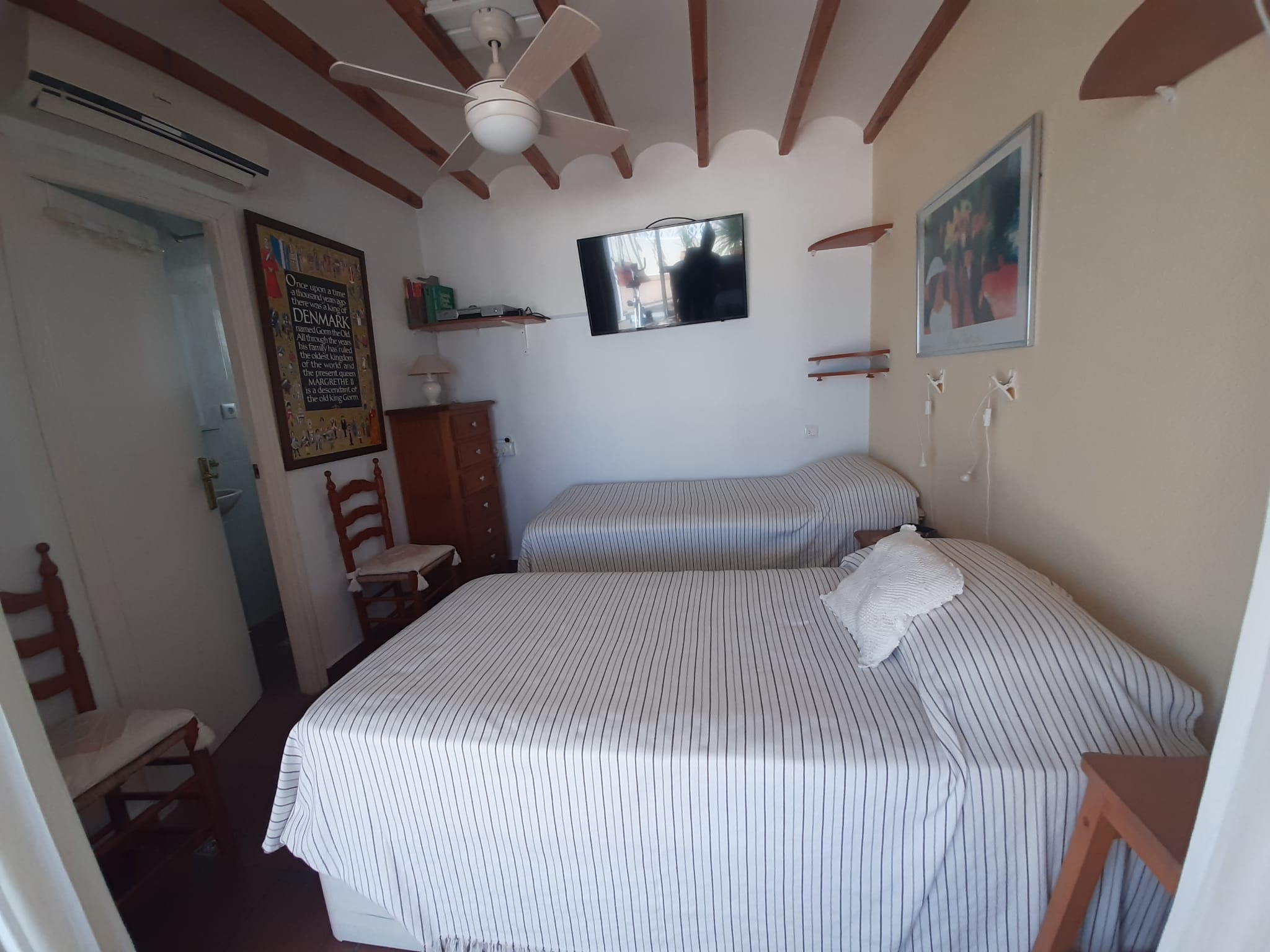 Adosado de 2 dormitorios en San Miguel De Salinas